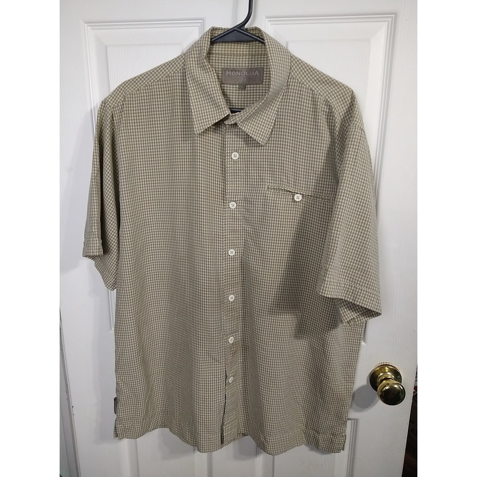 Honolua Surf Co. Men's L Brown Checked S/S Collared Button Shirt Front...